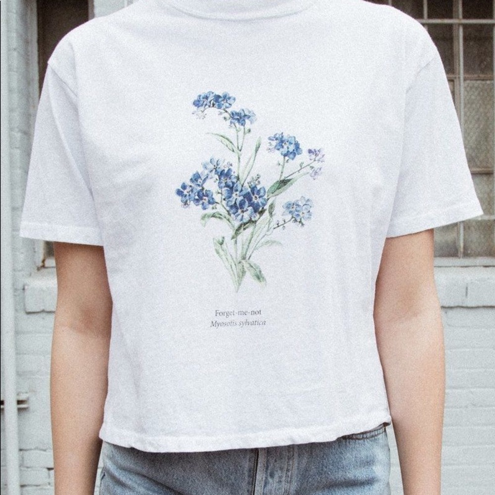 brandy melville floral forget-me-not top